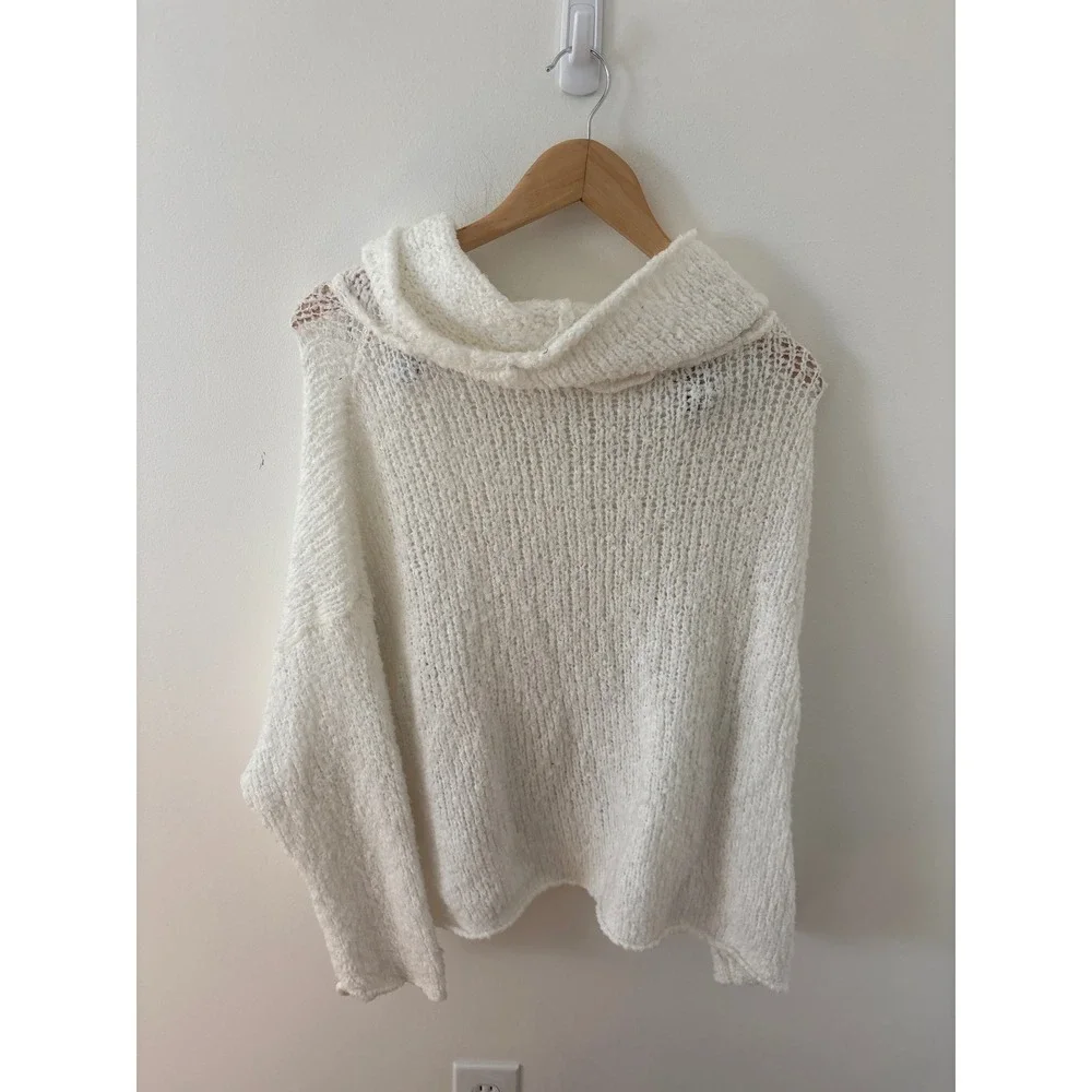 Free People White Cowl Neck Open Knit Boucle Oversized Sweater OB1032730 XS/TP